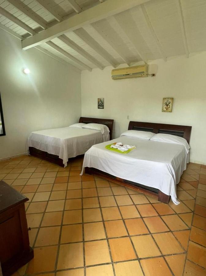 Hotel Candilejas Puerto Berrio Kültér fotó