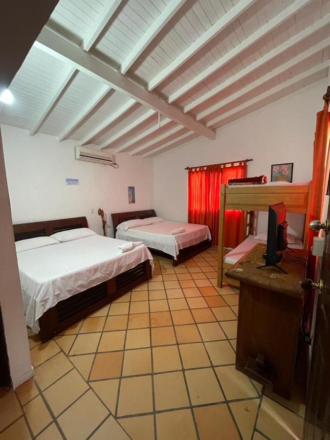 Hotel Candilejas Puerto Berrio Kültér fotó